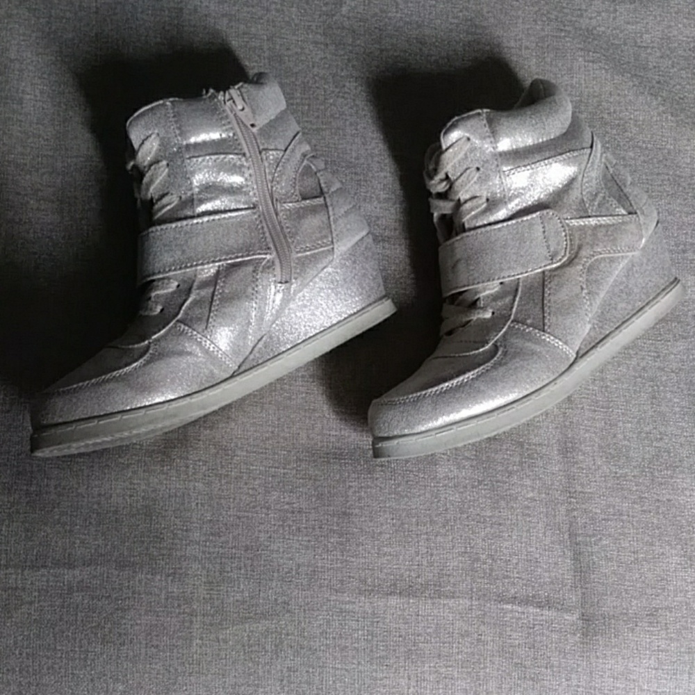 Wedge sneakers Size 5